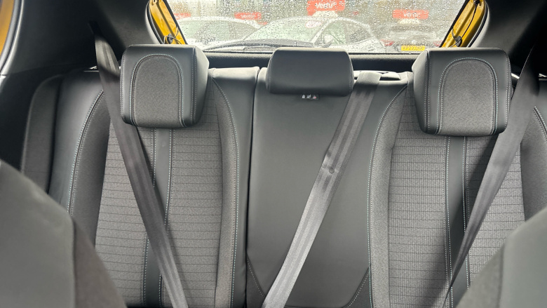 Peugeot 208 1.2 PureTech 100 Allure Premium 5dr Petrol Hatchback